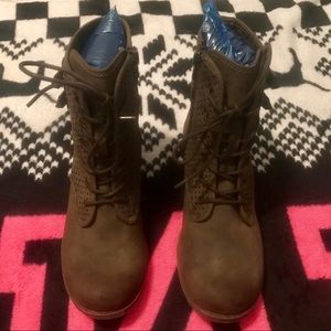 Roxy Brown Booties